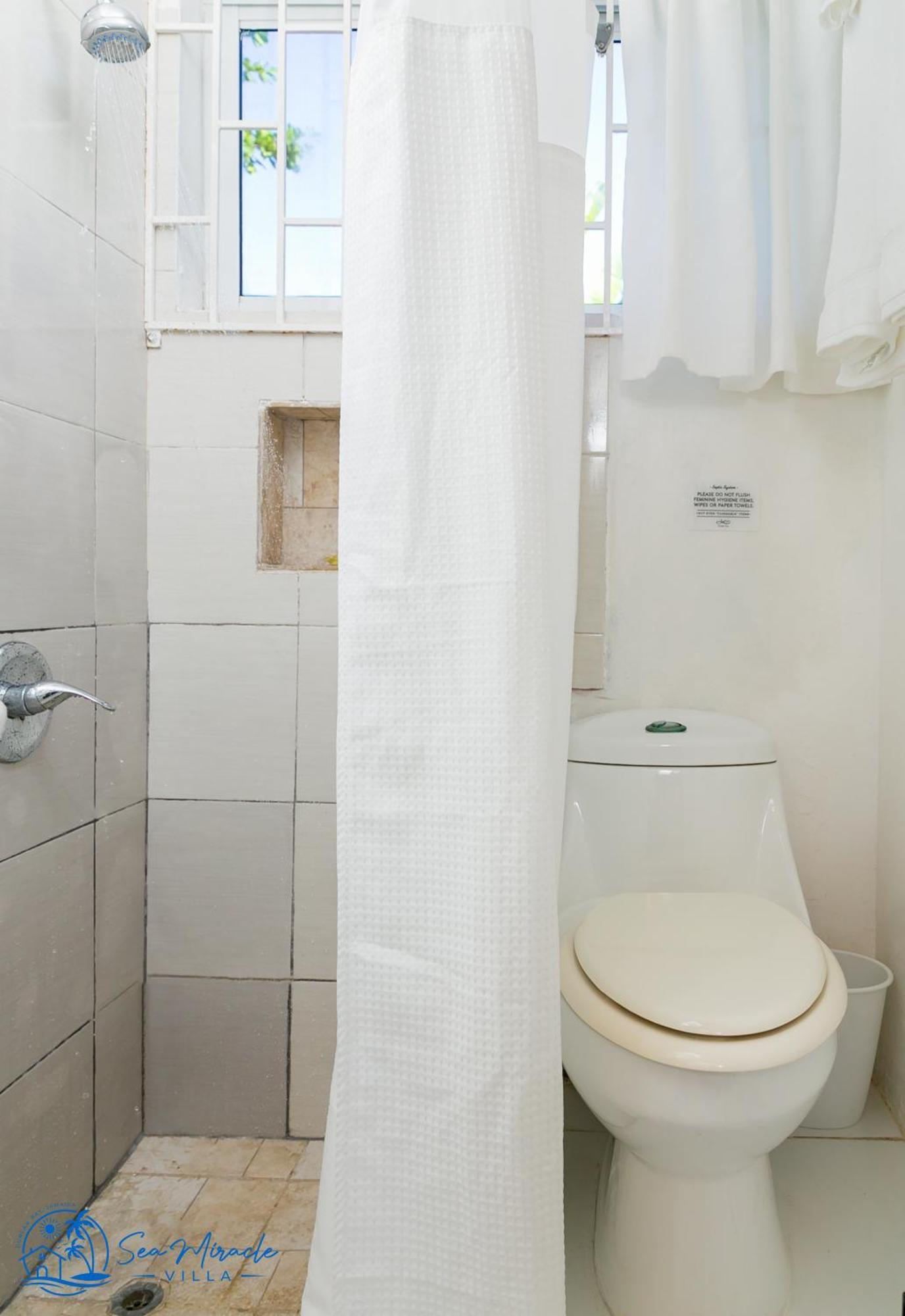 Sea Miracle Villa/Beach Cottage Silver Sands Bagian luar foto