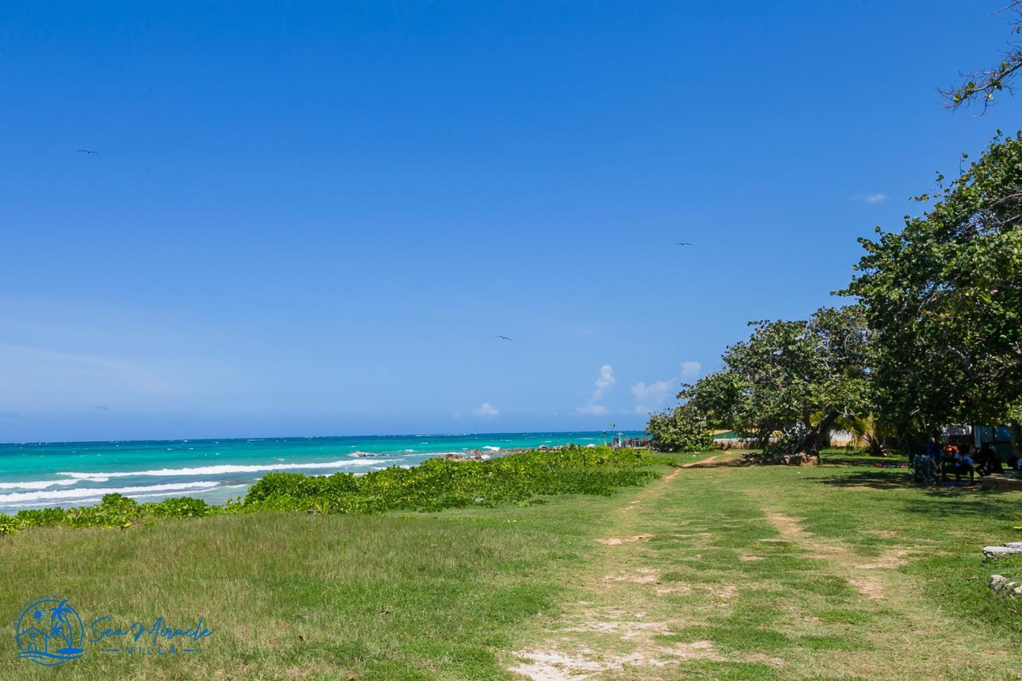 Sea Miracle Villa/Beach Cottage Silver Sands Bagian luar foto